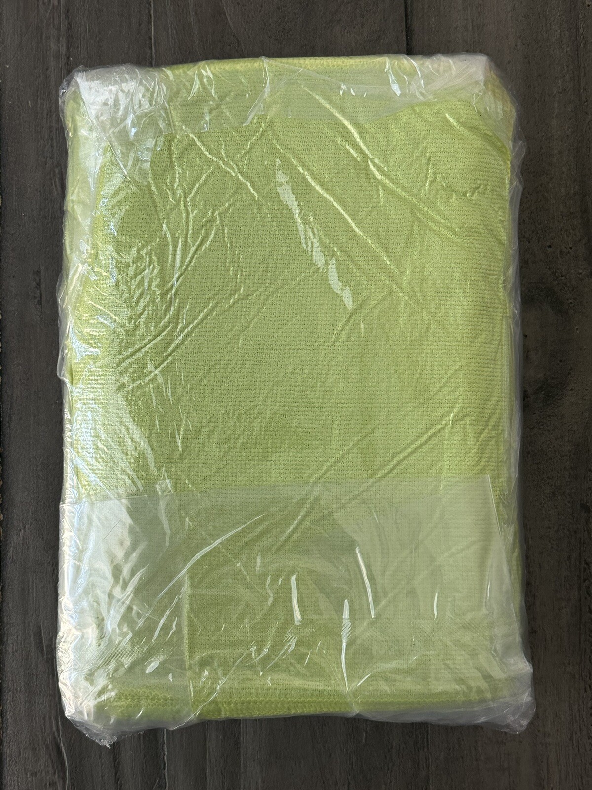 Fixsmith 50 Pack Microfiber Cleaning Cloth 12” x 16, Reusable, Washable, Ansorbe