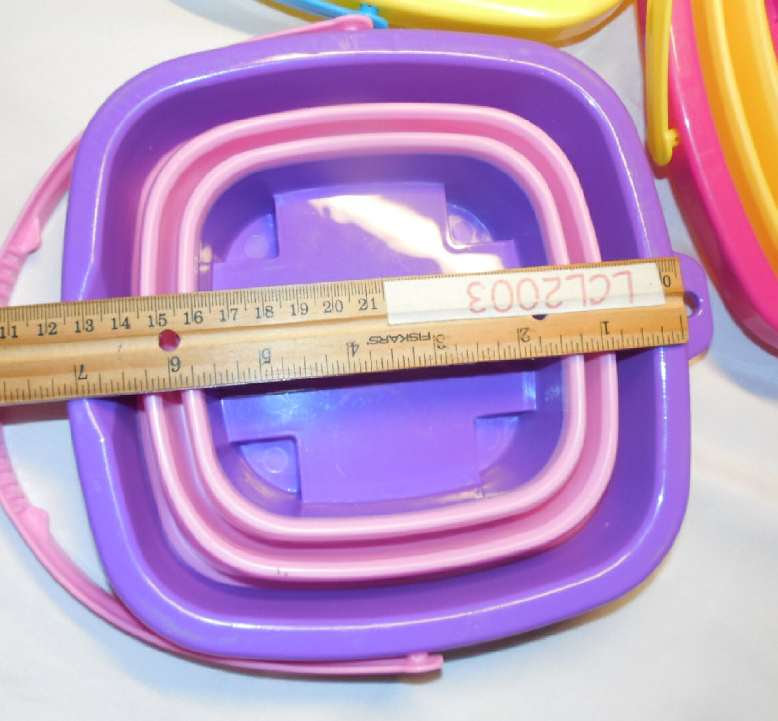 3 Multipurpose Collapsible Buckets Compact Bucket 1/2 Gallon Yellow Purple Pink