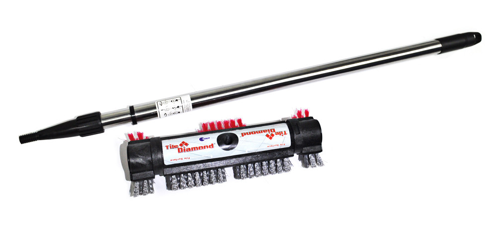 CWP Diamond Tile Grout Red and Gray Brush With Handle CD1202