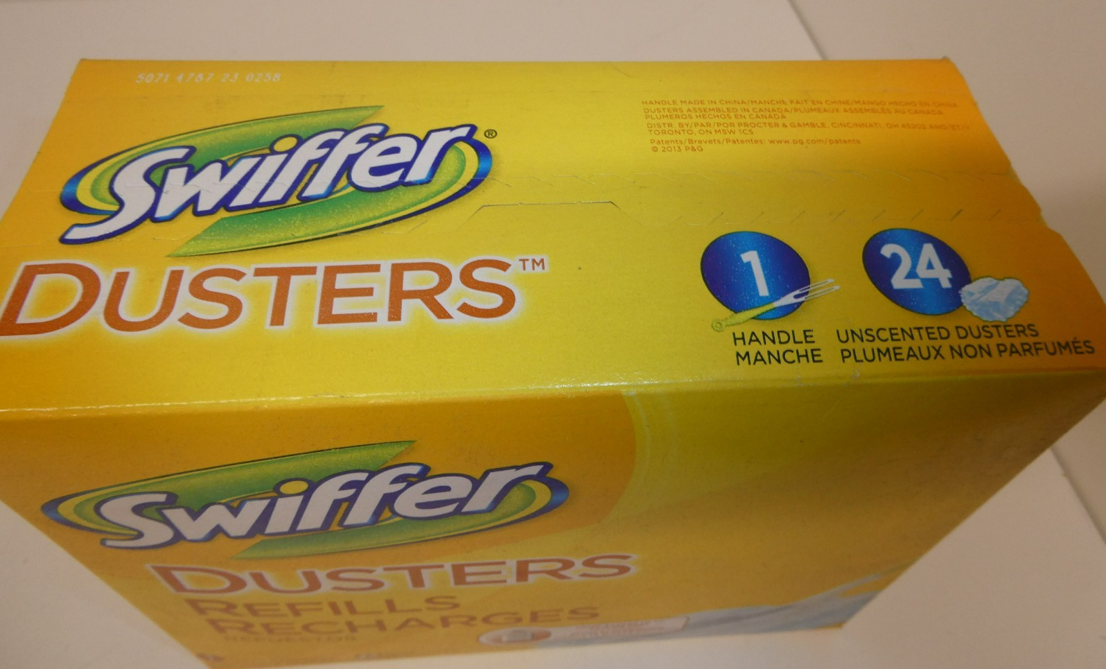 New 24PK Swiffer Dusters Refills Recharges Unscented Duster Refills + 1 Handle