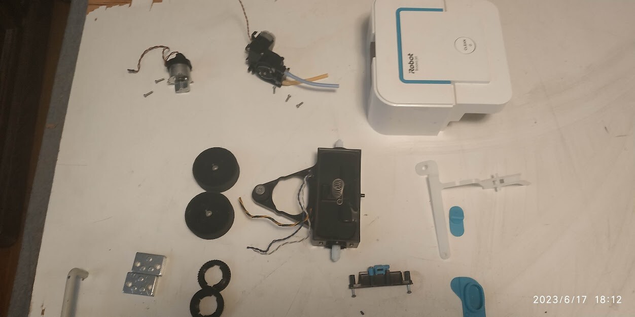 BONEYARD IROBOT BRAAVA JET 240 ROBOT MOP PARTS/REPAIR :YOU CHOOSE