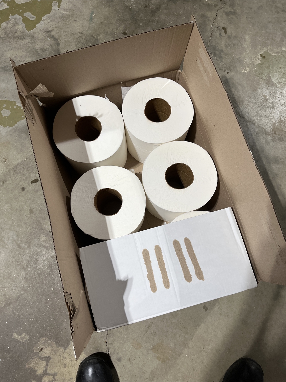 Papernet Heavenly Soft Paper Towel, 2-Ply, White, 6 Rolls 660 Sheets (SOD410080)
