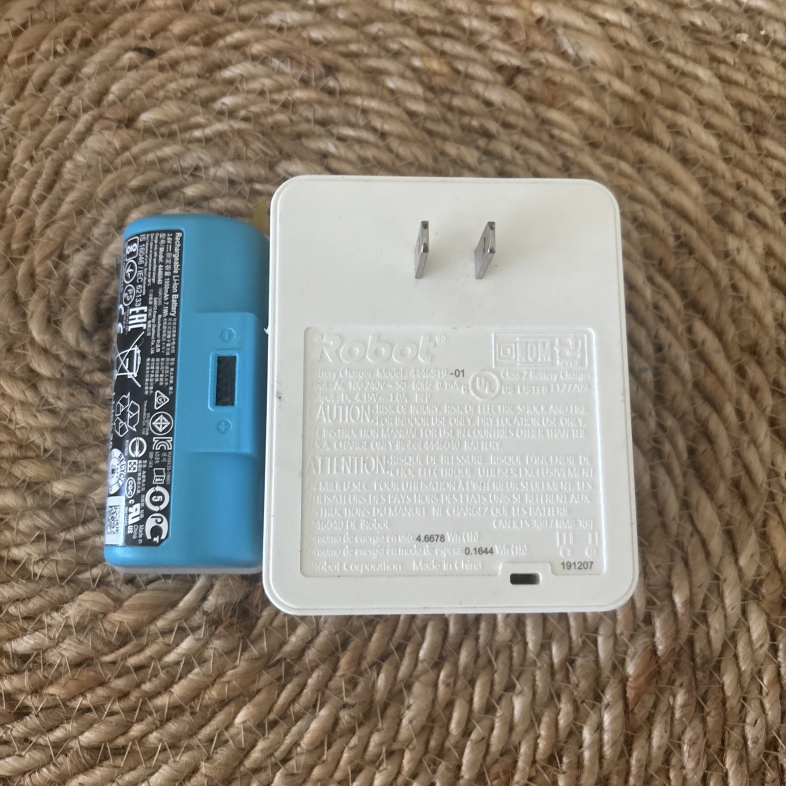 iRobot Braava Jet 240 Floor Mopping Robot Genuine Replacement Battery Charger