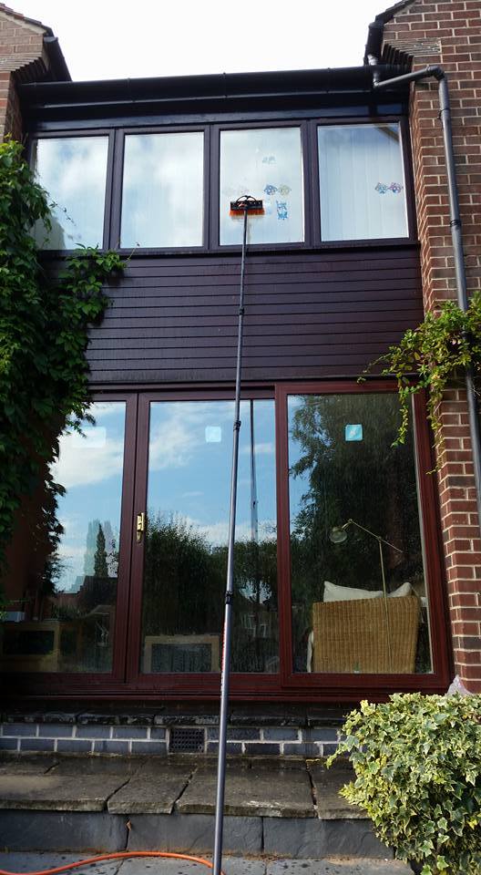 25 Foot Carbon Nano Window Cleaning Pole + Free 26cm Wash & Rinse Bar WFP Brush