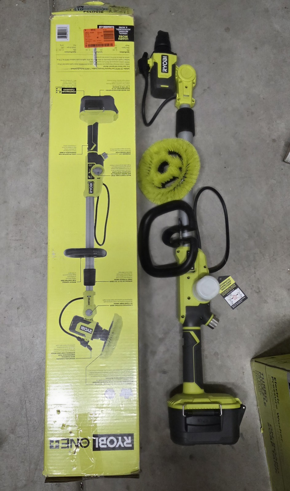 RYOBI ONE+ 18V Cordless Telescoping Soap Dispensing Scrubber (Tool Only)