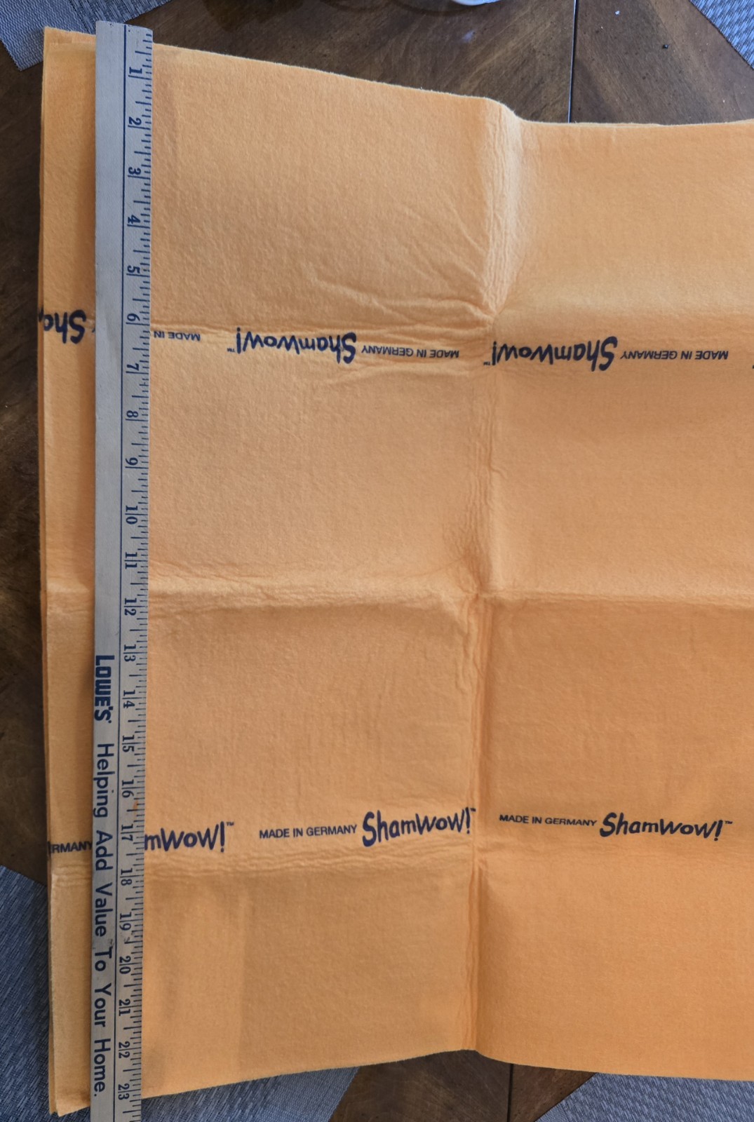 ShamWow 6 Piece Set Cleaning Cloths 5 Large Orange 1 Small Blue Made in Germany