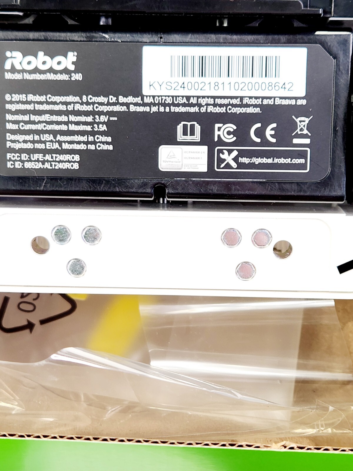 iRobot Braava Jet 240 Robot With Mopping Pads (NO BATTERY) Read Desc.