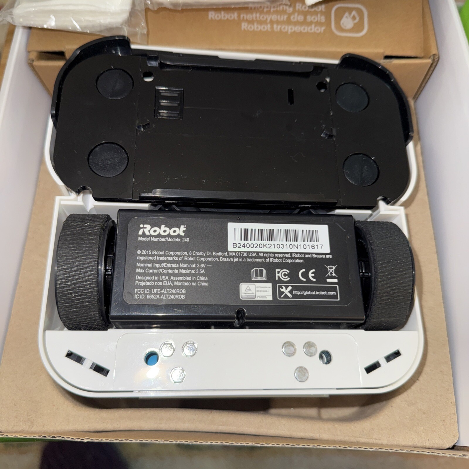 iRobot Braava Jet 240 Mopping Smart Robot Bluetooth Clean Hardwood/Tile/Stone