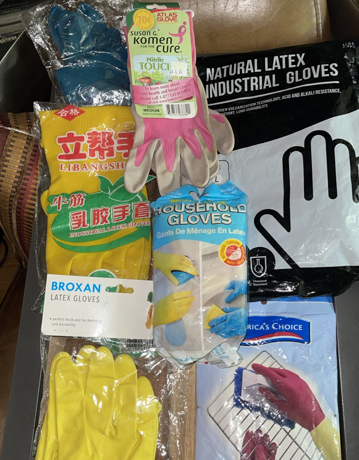 8x House cleaning gloves Housecleaning Painting Reusable Heavy Duty 8 Pairs NEW