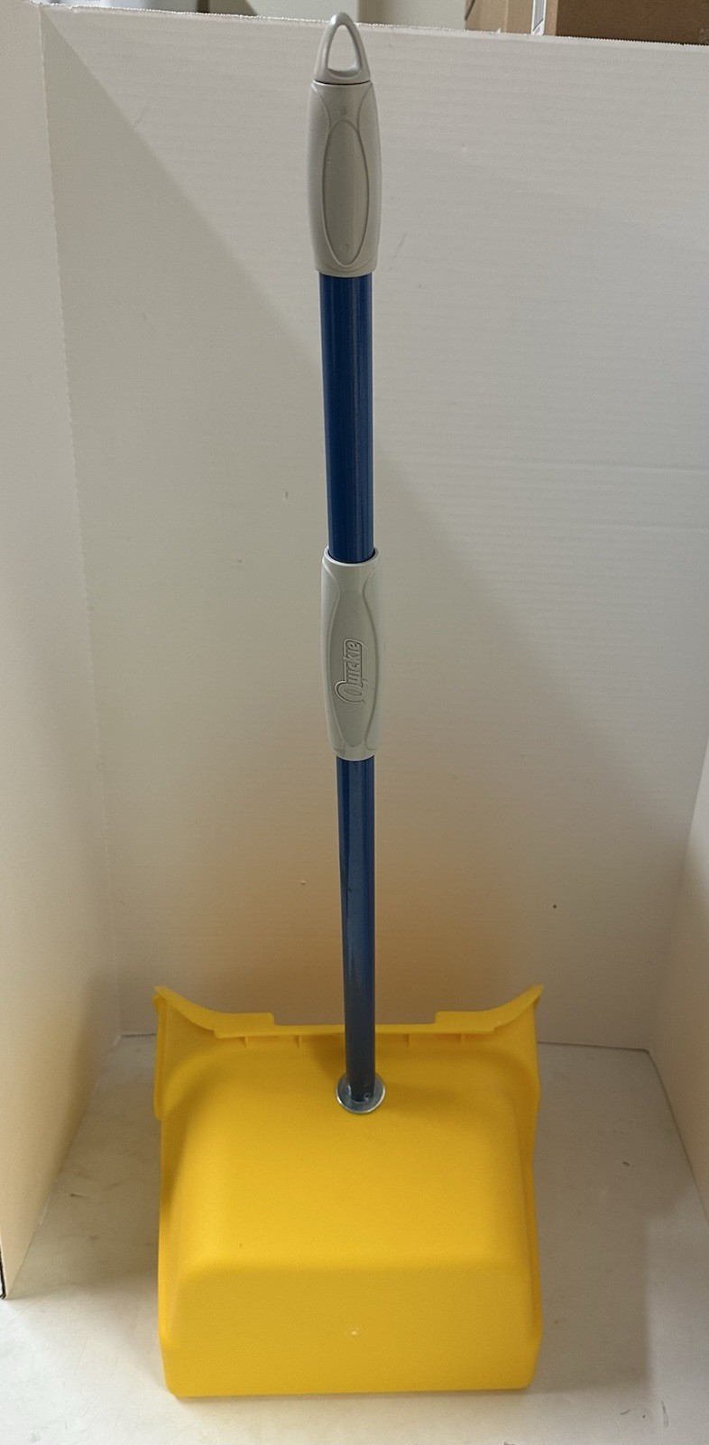 Quickie Non-Tilt Large Yellow Dustpans with Metal Handles – LOCAL PICKUP ONLY