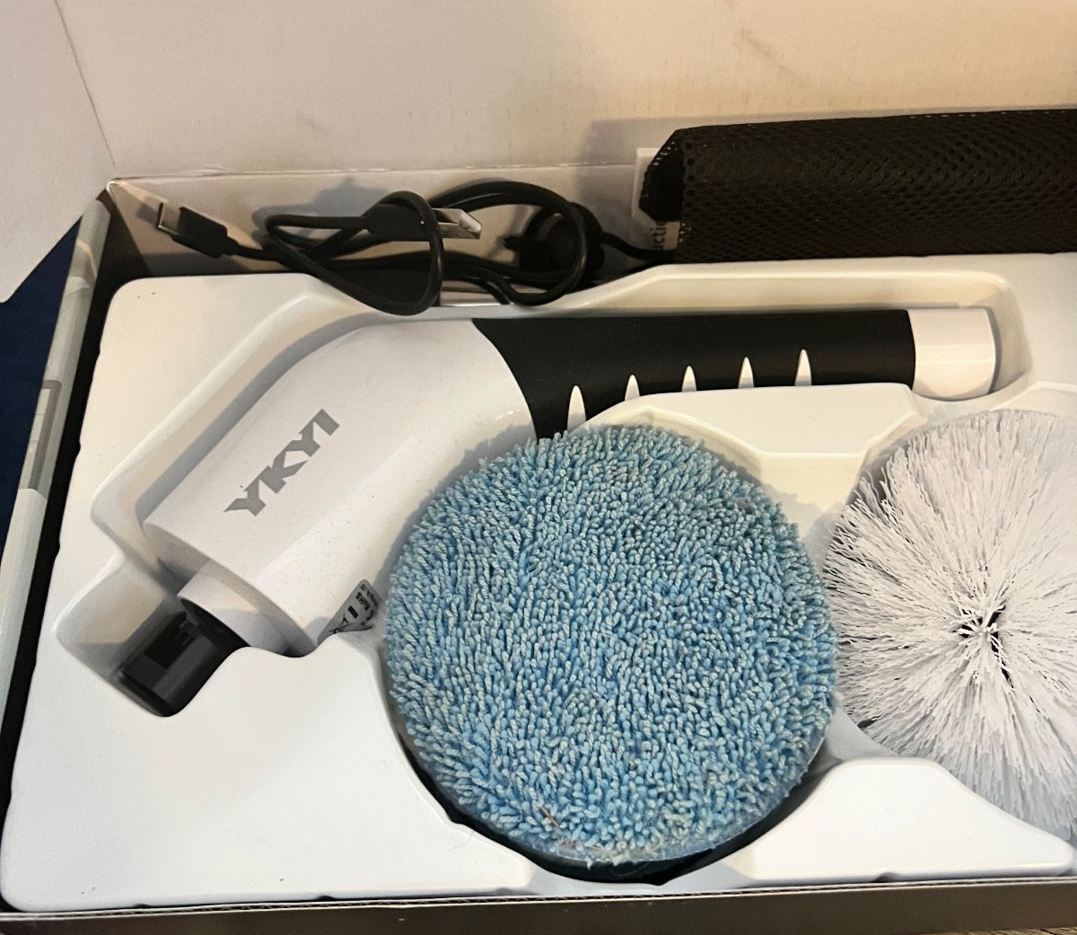 YKYI Electric 8 in 1 Cleaning Brush With Voice Assistant – ANS-8051A 3 speed EUC