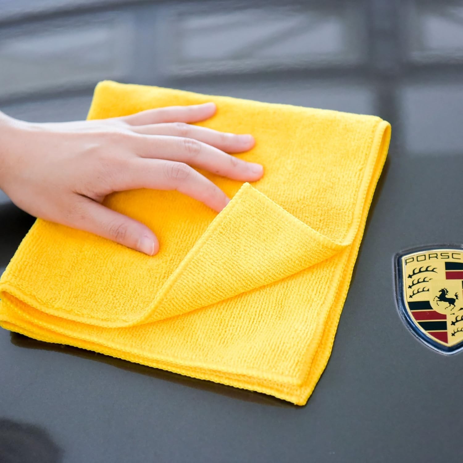 CARCAREZ Premium Microfiber Detailing Towels, 340 GSM Lint Free Car Buffing…