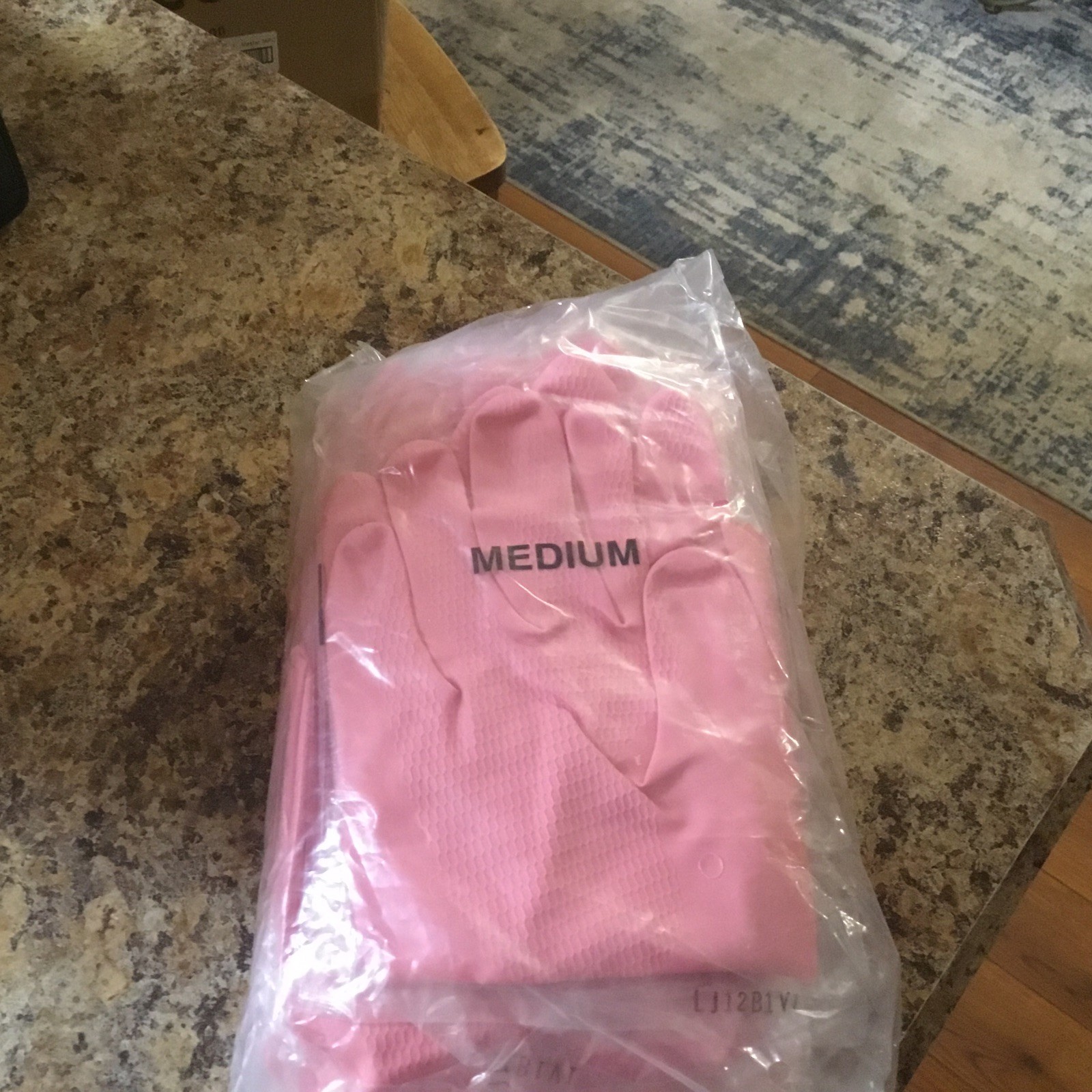 12 Pair PIP 48L185P/Size MED Pink Lined Frocked Latex Gloves Brand New In Bag
