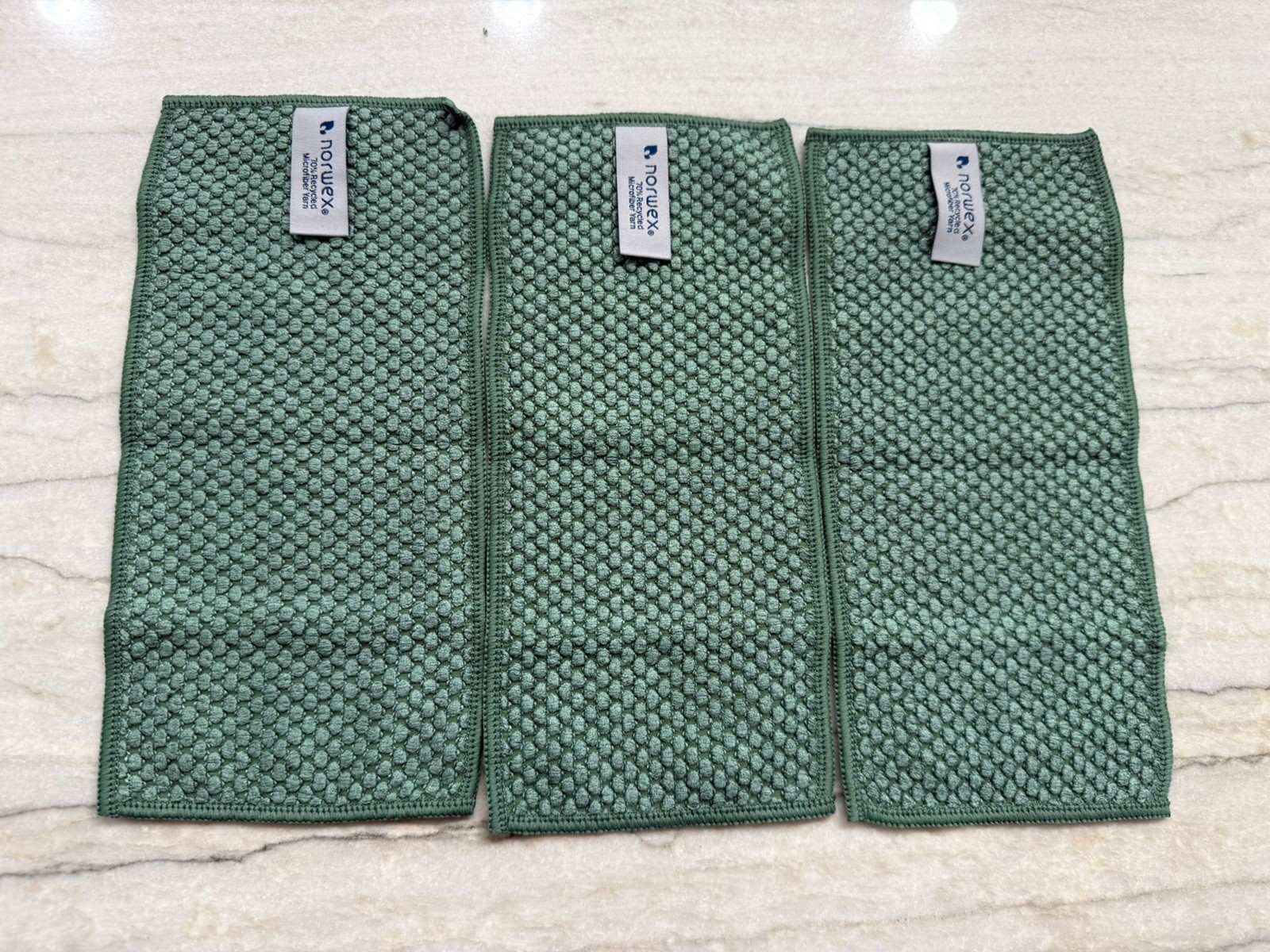 New Norwex Forest Green Counter Cloths Set